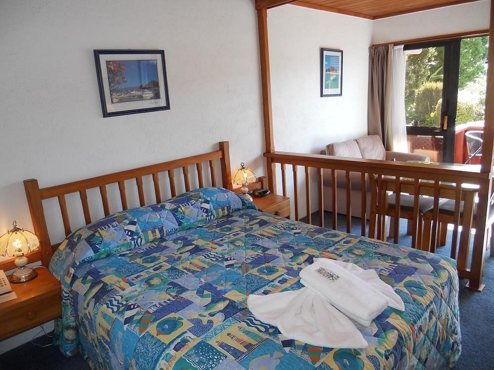 Swiss Chalet Lodge Motel Paihia Extérieur photo