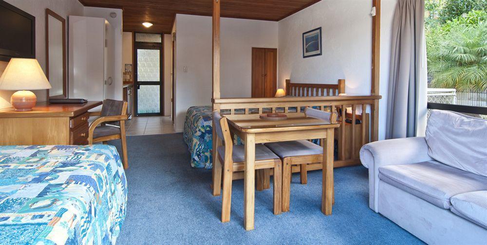 Swiss Chalet Lodge Motel Paihia Extérieur photo