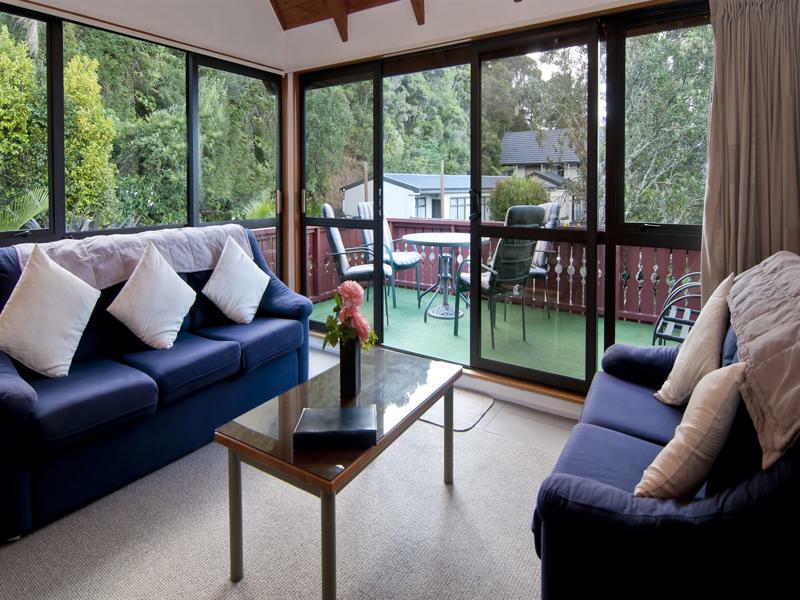 Swiss Chalet Lodge Motel Paihia Extérieur photo
