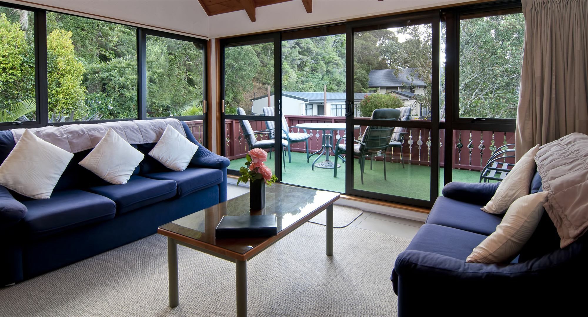 Swiss Chalet Lodge Motel Paihia Extérieur photo
