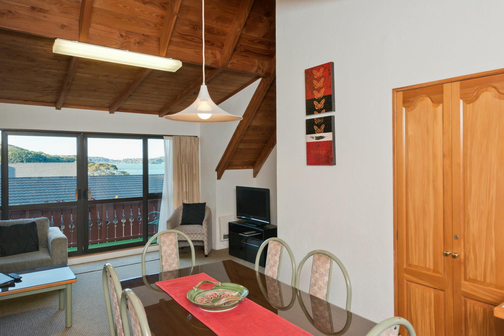 Swiss Chalet Lodge Motel Paihia Extérieur photo