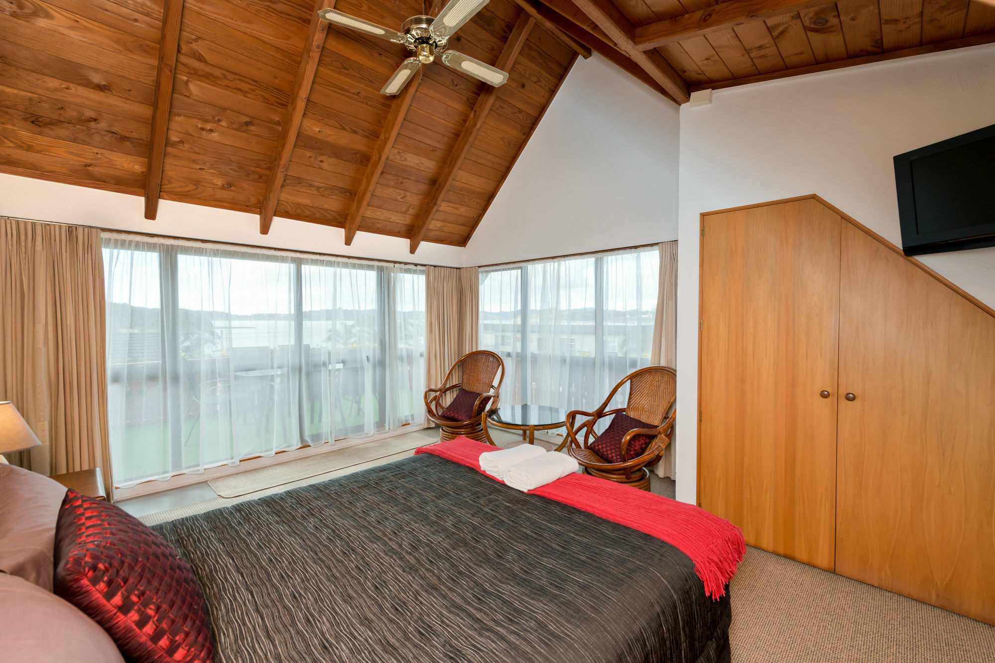 Swiss Chalet Lodge Motel Paihia Extérieur photo